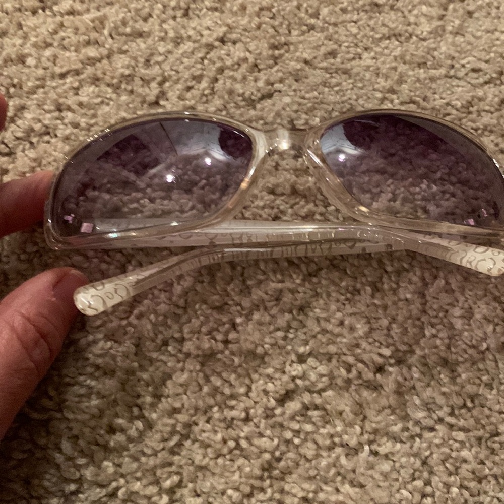 GUESS sunglasses